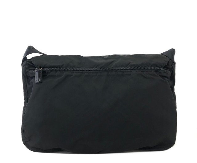 日本直送 名牌中古包 】PRADA プラダ トライアングルロゴ ナイロン