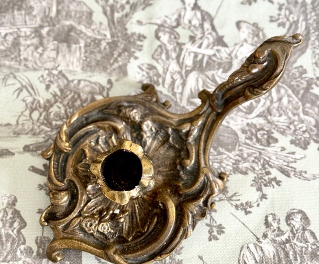 台湾 *40675- 19世紀フランスアンティーク ブロンズ製シャンブル