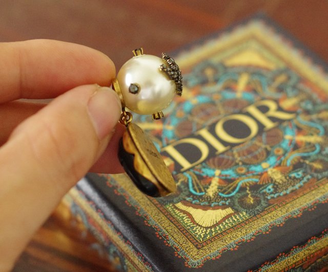 台湾 正規品 DIOR パール スカラベ ゾウ ブラックストーン ドロップ