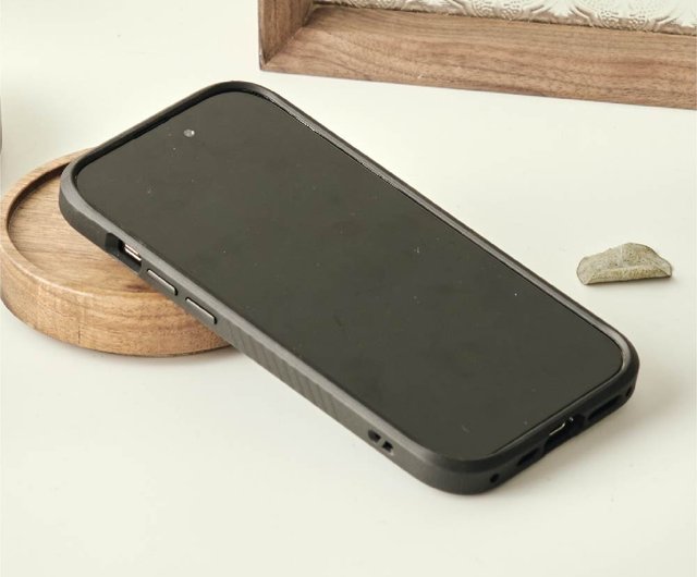 台湾 Disney Life - プルートデザイン キャニオンタフ MagSafe iPhone