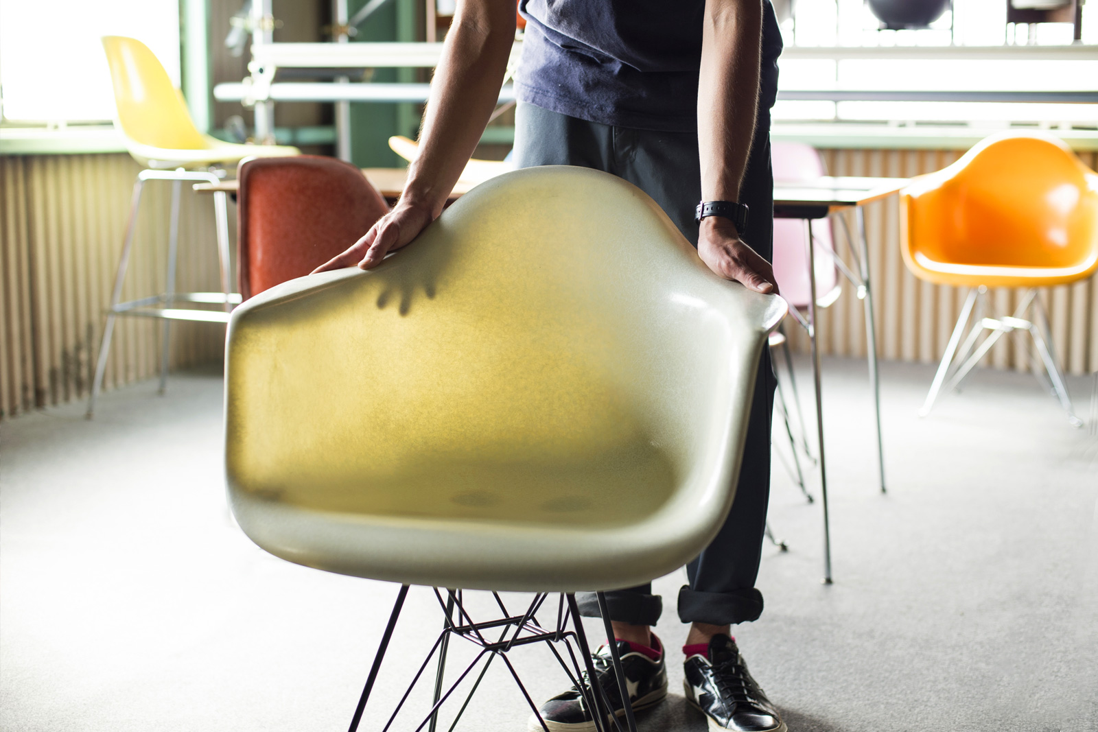 シェルチェアのベース交換 チャールズ イームズ | ibukiya ブログ