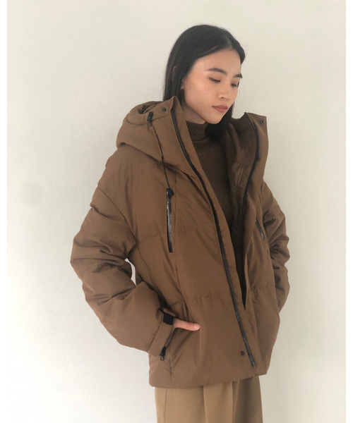 TODAYFUL（トゥデイフル）の「フーディーダウンジャケット（ダウン