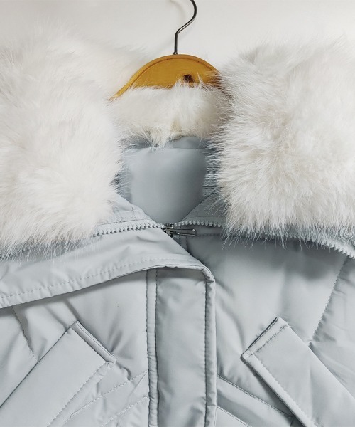 フェイクファー付きショートジャケット（ダウンジャケット/コート