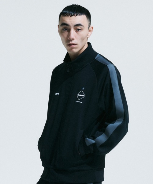 F.C.Real Bristol（エフシーレアルブリストル）の「TRAINING JERSEY