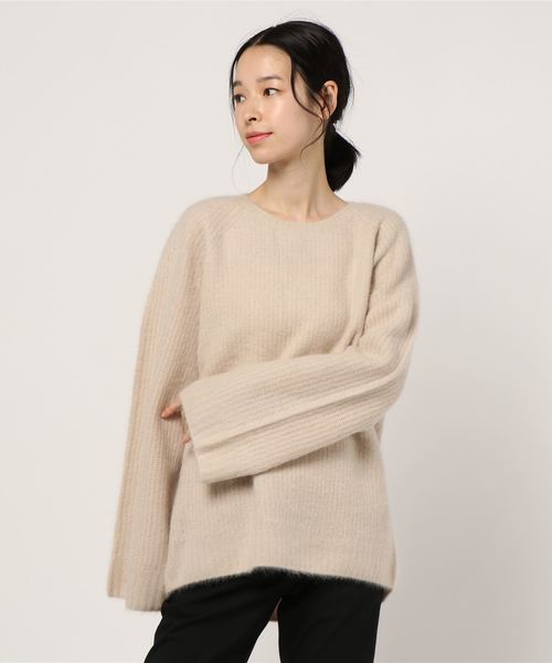 Whim Gazette（ウィムガゼット）の「ファーニット畦クルーネックプル