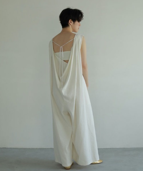 ETRE TOKYO（エトレトウキョウ）の「バックドレープテント