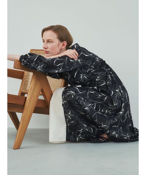 ELENDEEK（エレンディーク）の「サイドラッフルギャザーワンピース