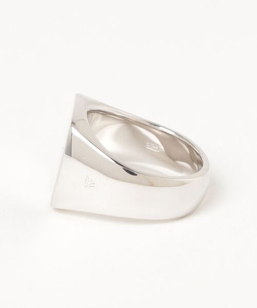 TOM WOOD（トムウッド）の「TOM WOOD cushion polished ring