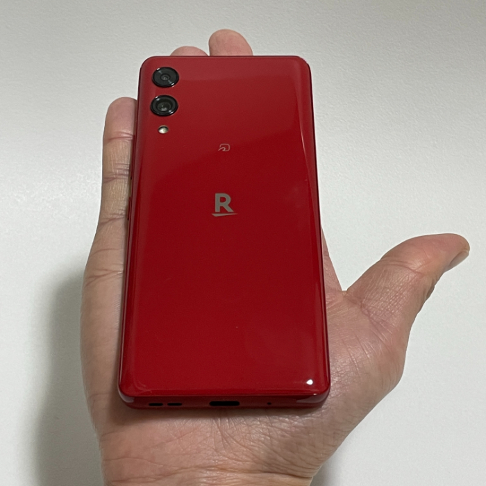 Rakuten Hand 5Gに他社eSIMを登録！povoとIIJmioのデュアルeSIM運用