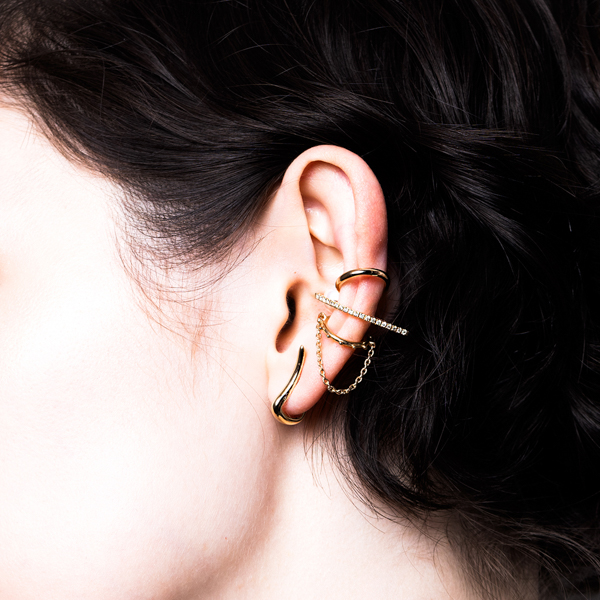 EQUINOX - ピラミッド ホワイトアゲート ナロー ピアス