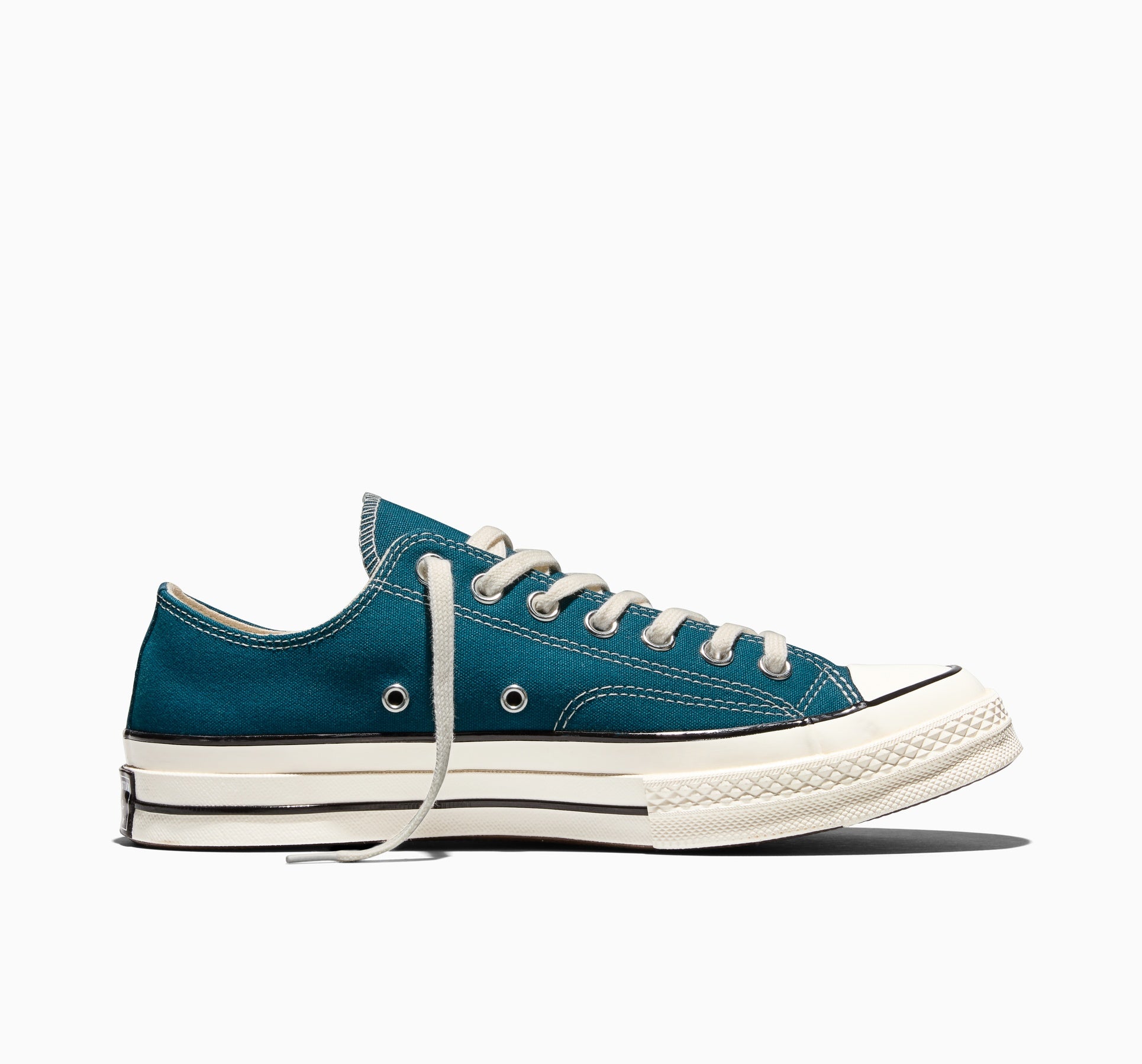 Converse Chuck 70 Low Top Premium Canvas Sneaker | Converse Canada