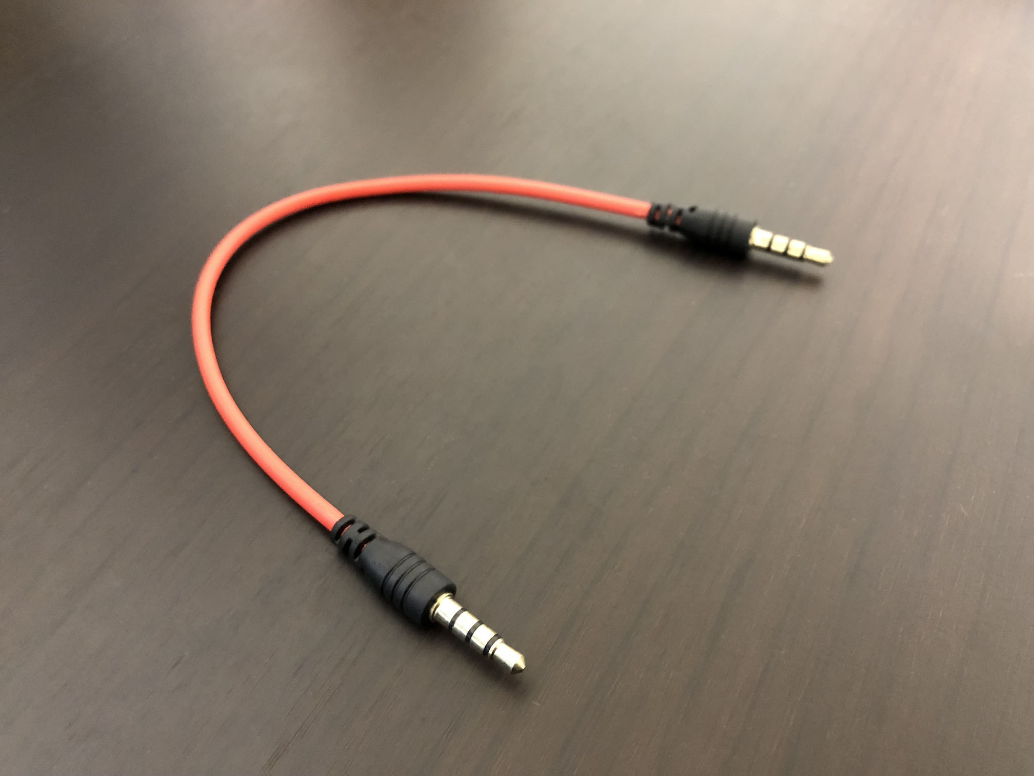 左右分離型キーボードを橋渡しする「TRRSケーブル」を探し求めて