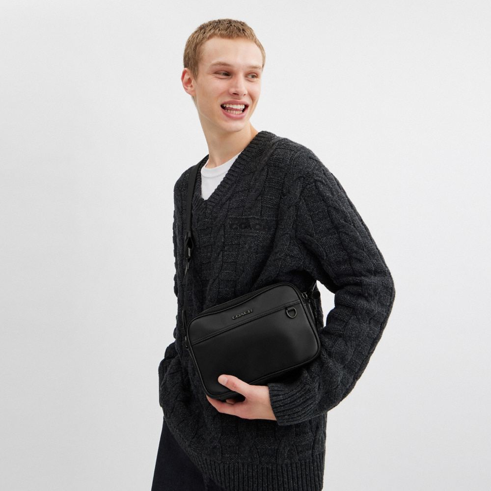 グラハム クロスボディ 斜め掛け&ボディバッグ