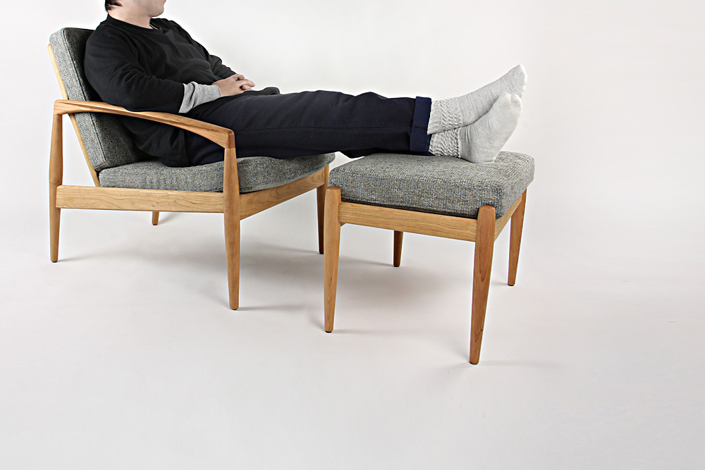 宮崎椅子製作所 / 宮崎椅子製作所 / Paper Knife sofa ottoman | cosha