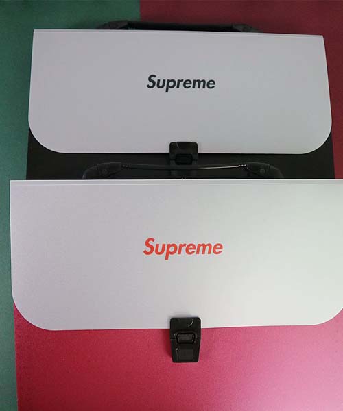 シュプリーム ファイルケース バッグ型 supreme フォルダー ファイル