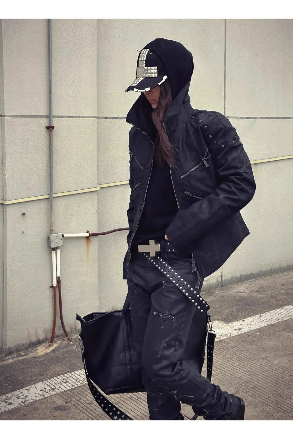 REBEL WAVE レベルウェーブ｜╋ Cracked Leather Rivet Belt