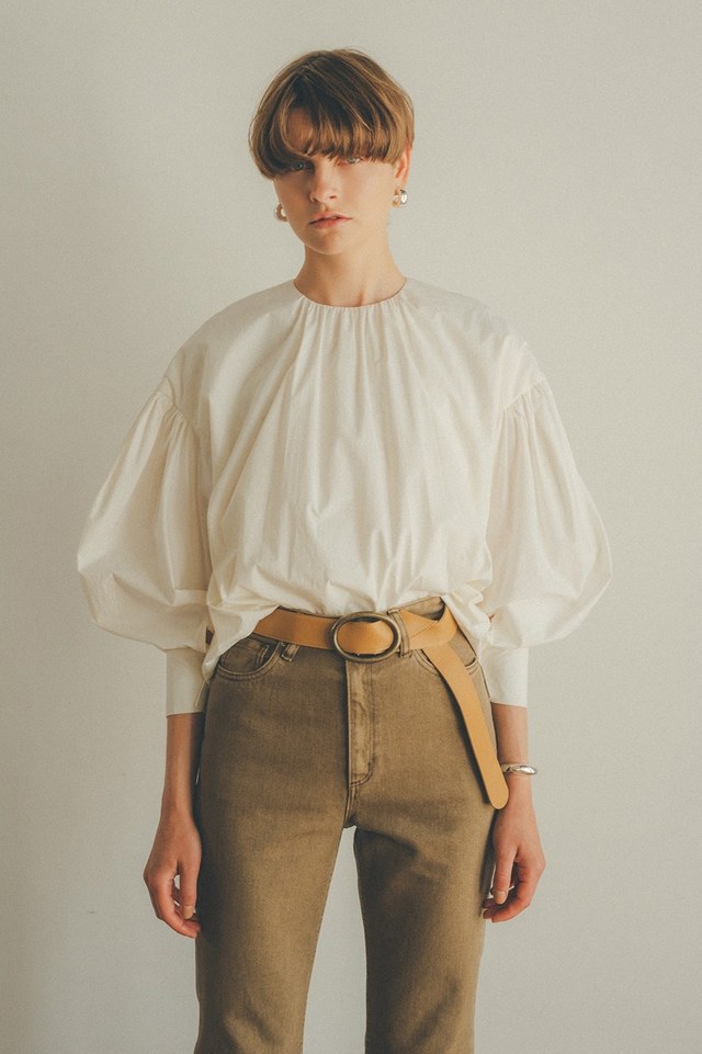 8月10日（火）発売アイテムご紹介。バルーン袖がポイントのワンピース