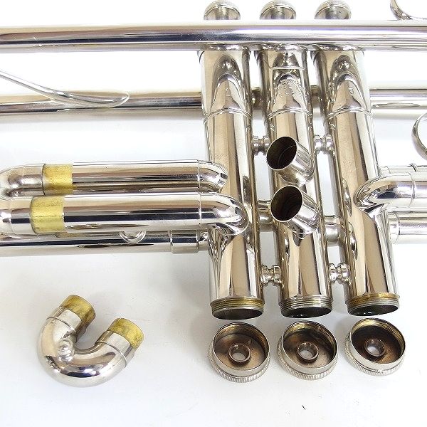 YAMAHA/ヤマハ YTR-136/YTR136 トランペット シルバー ハードケース付