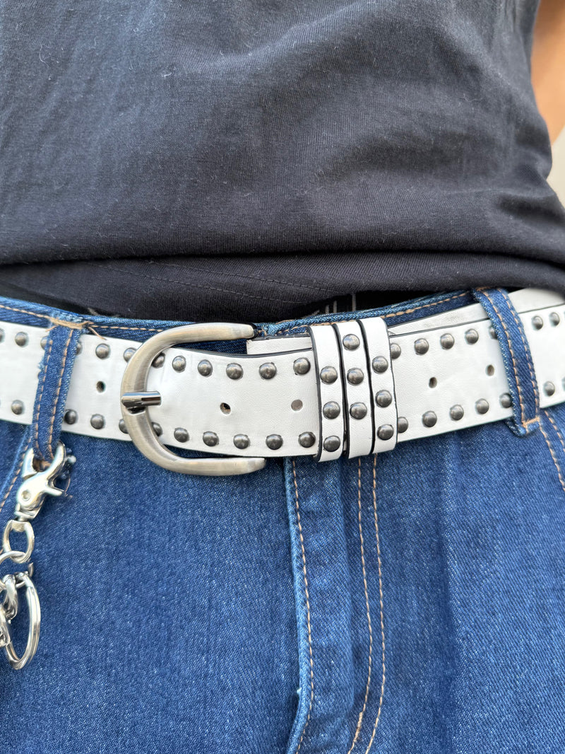 ホワイトスタッズベルト DPB90017 – CRAMMY