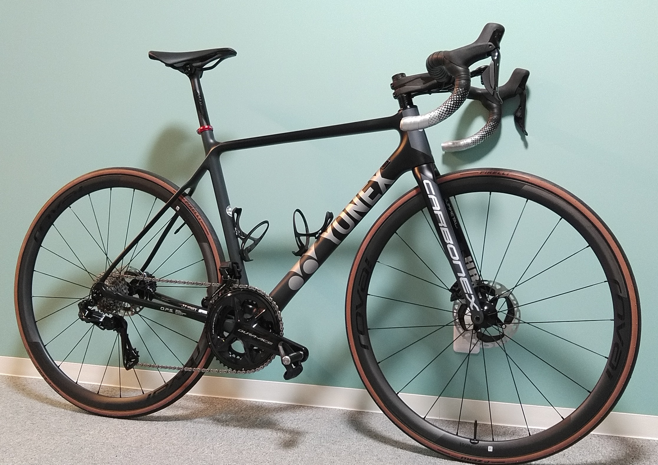 YONEX CARBONEX HR DISC DURA-ACE +カスタム 納車 – サイクルショップ