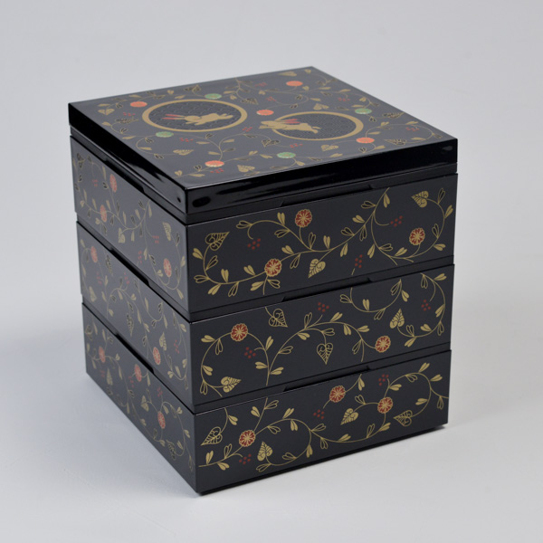 重箱 3段 うさぎ唐草 黒内朱 5寸／2～3人用 シール蓋3枚付き / お正月