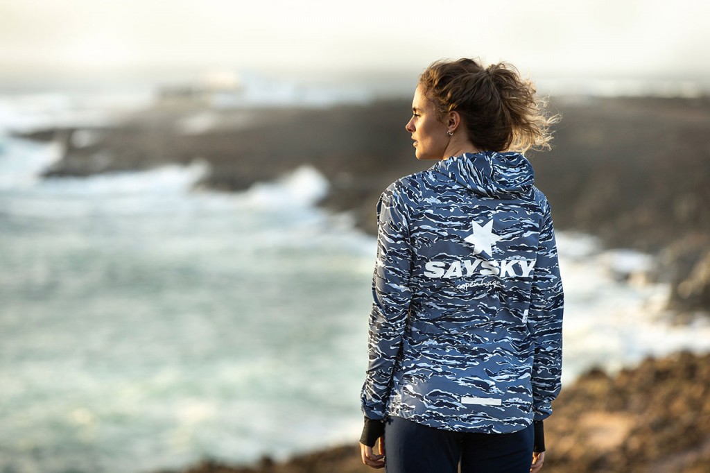 AMINOSAURUS &SAYSKYランニングウェア【中古美品】【サイズXS