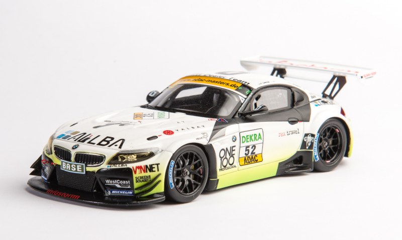 REVIEW: Minichamps BMW Z4 GT3 - West Coast Racing • DiecastSociety.com