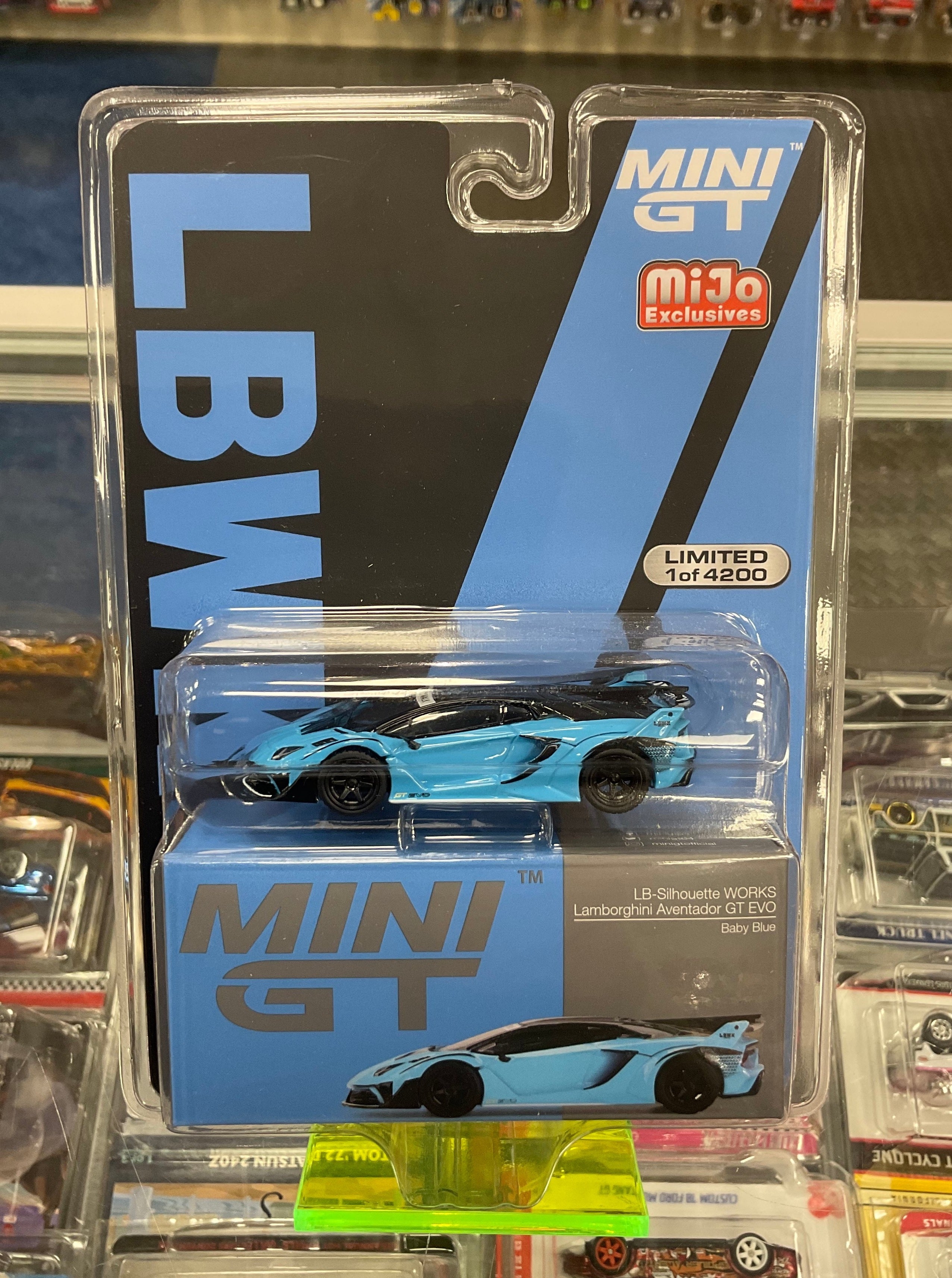 MiniGT 494 LB-Silhouette WORKS Lamborghini Aventador GT EVO Baby