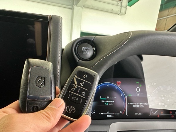 トヨタ・40系アルファードのスマートキー作成 | 鍵と防犯の専門店