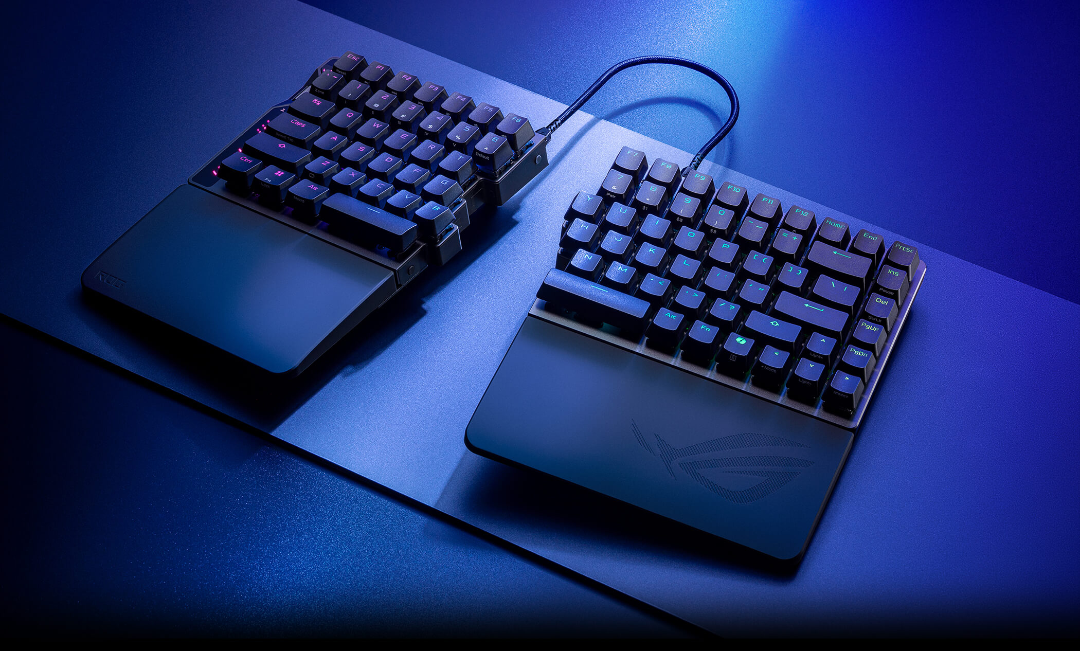 ROG Falcata Gaming Keyboard | Compact | Gaming キーボード｜ROG