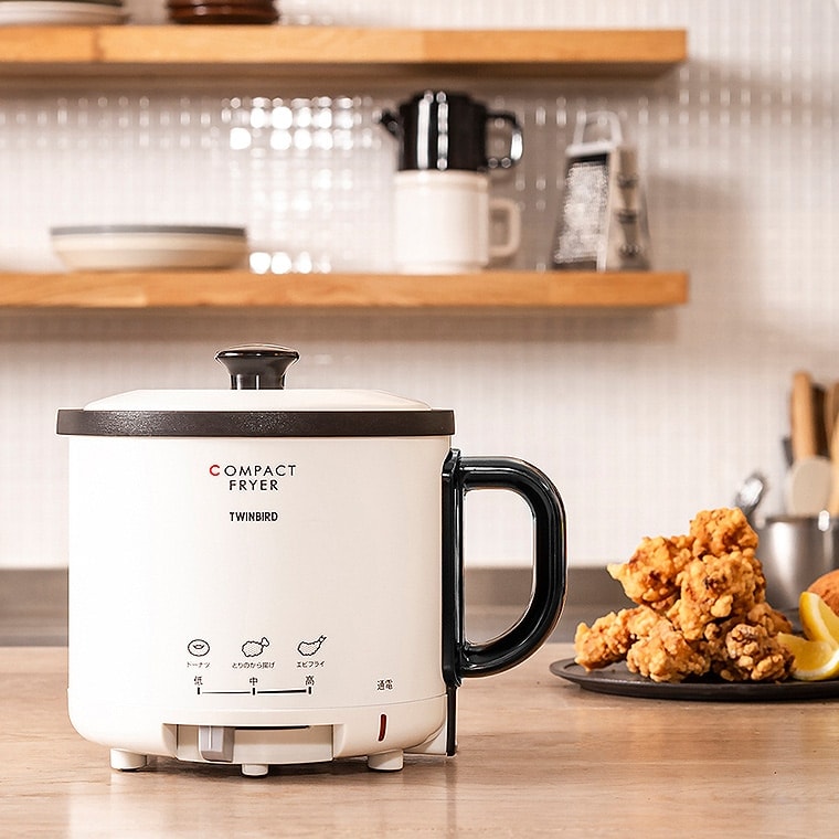 dショッピング |ツインバード コンパクトフライヤー EP-4694PW 送料