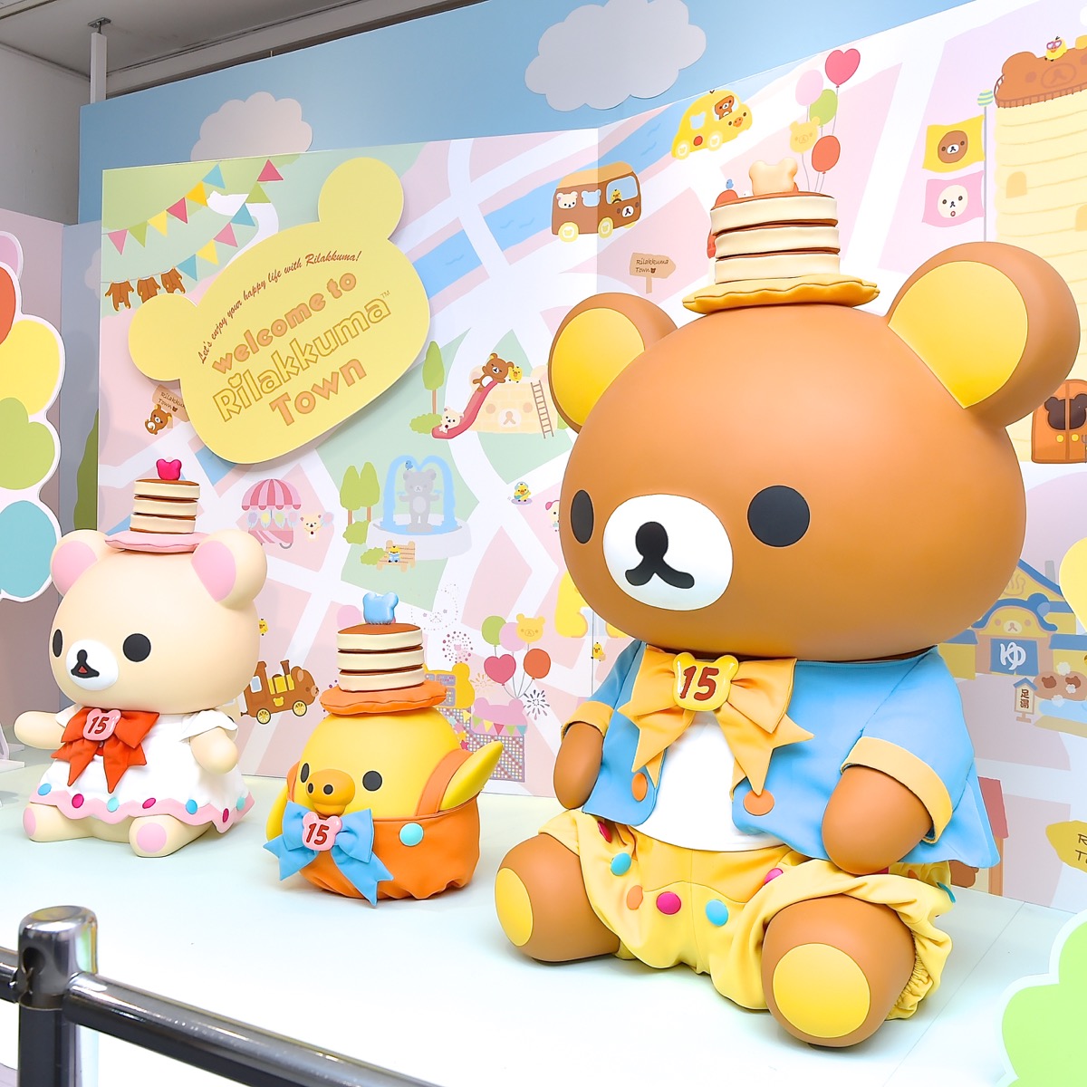 ぬい撮り＆フォトスポットもいっぱい！「15周年アニバーサリー展