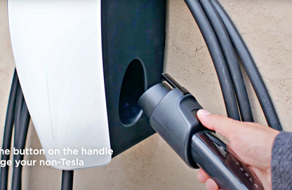 在庫あり テスラ ユニバーサル ウォールコネクター 充電器 NACS/J1772