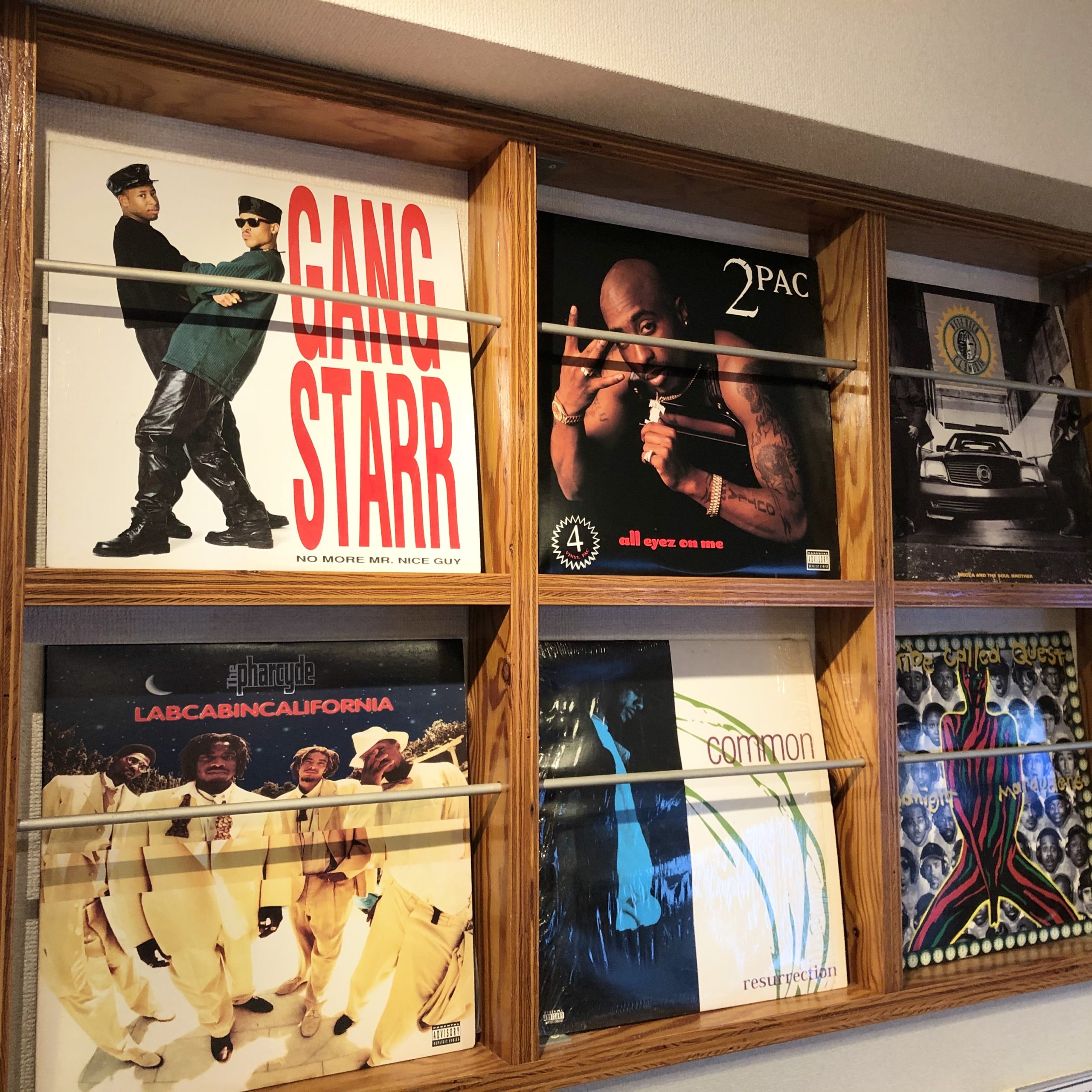 ヒップホップのレコードはどこに売る？HIP HOPの買取ならエコストア