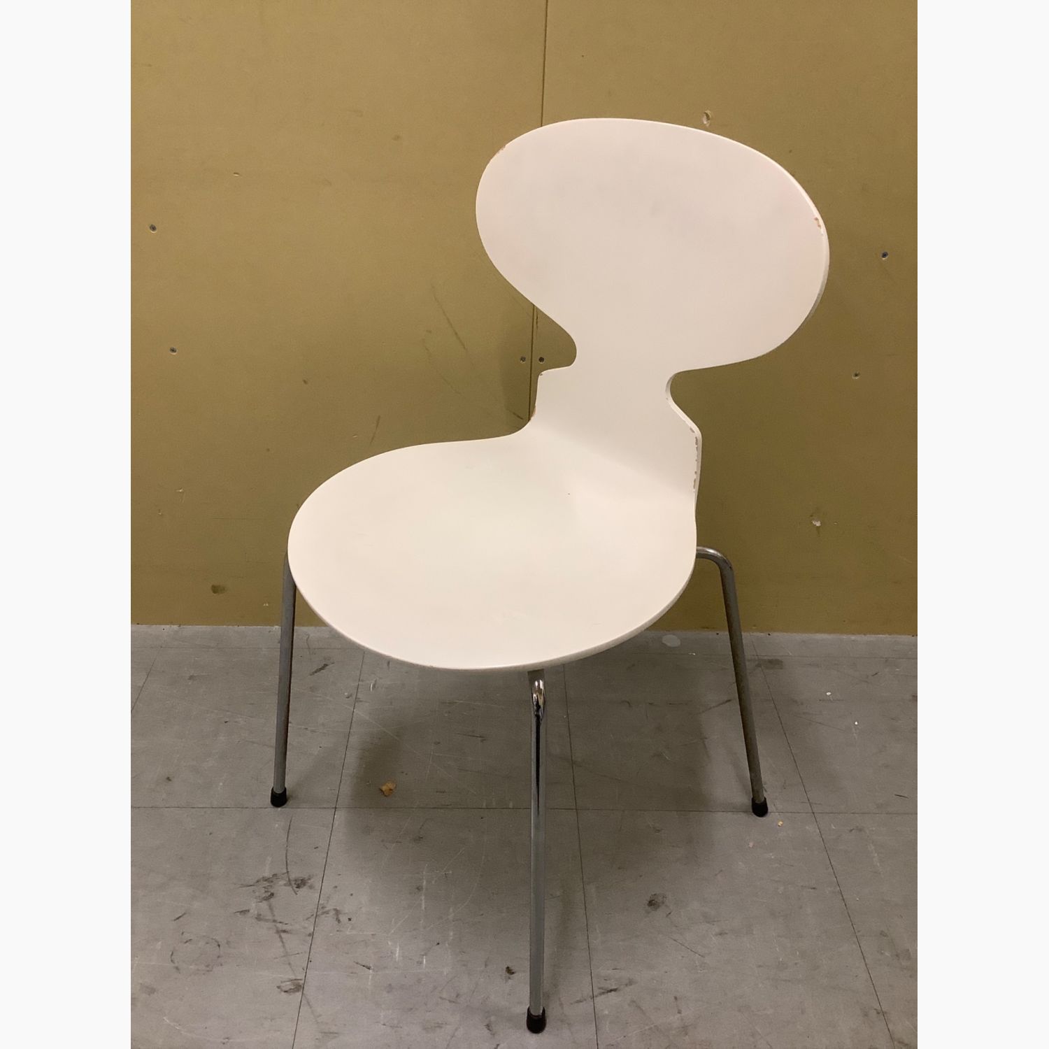 Fritz Hansen (フリッツハンセン) アームレスチェアー ホワイト アント