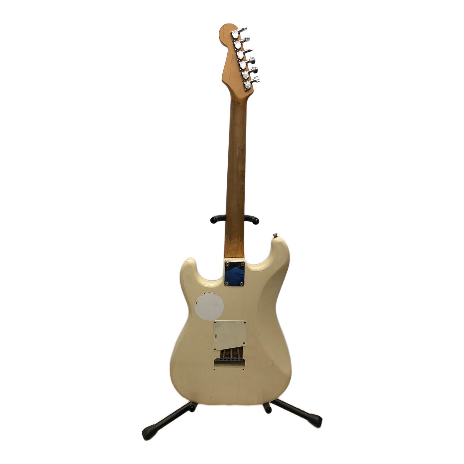 FENDER JAPAN (フェンダージャパン) エレキギター ストラトキャスター