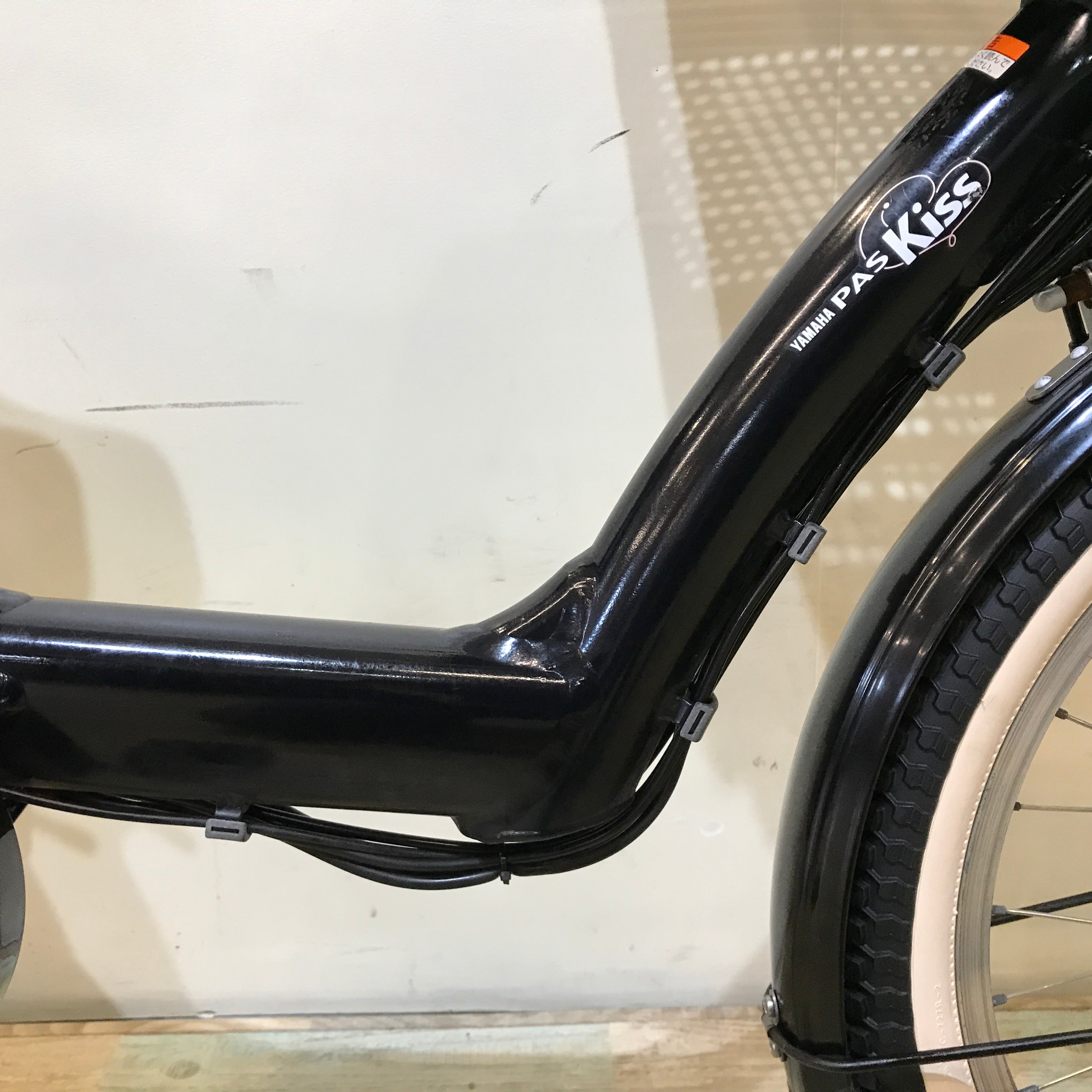 ヤマハ PAS Kiss mini パス キッス ミニ ブラック 20インチ KN100