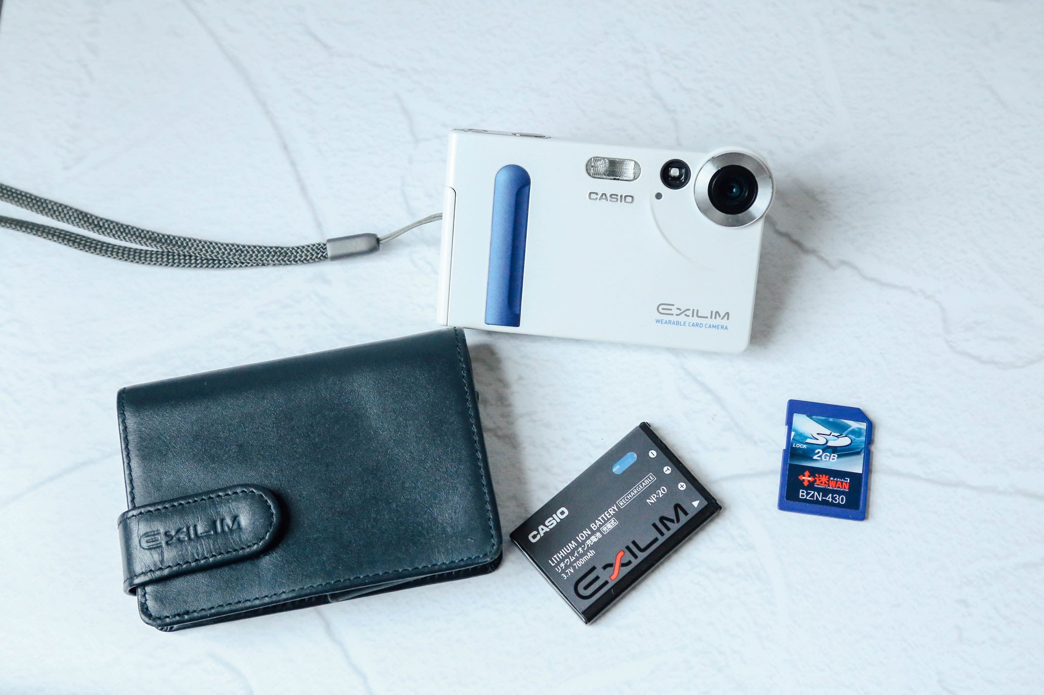 Casio EX-S1【完動品】▪️オールドコンデジ▪️デジタルカメラ – Ein