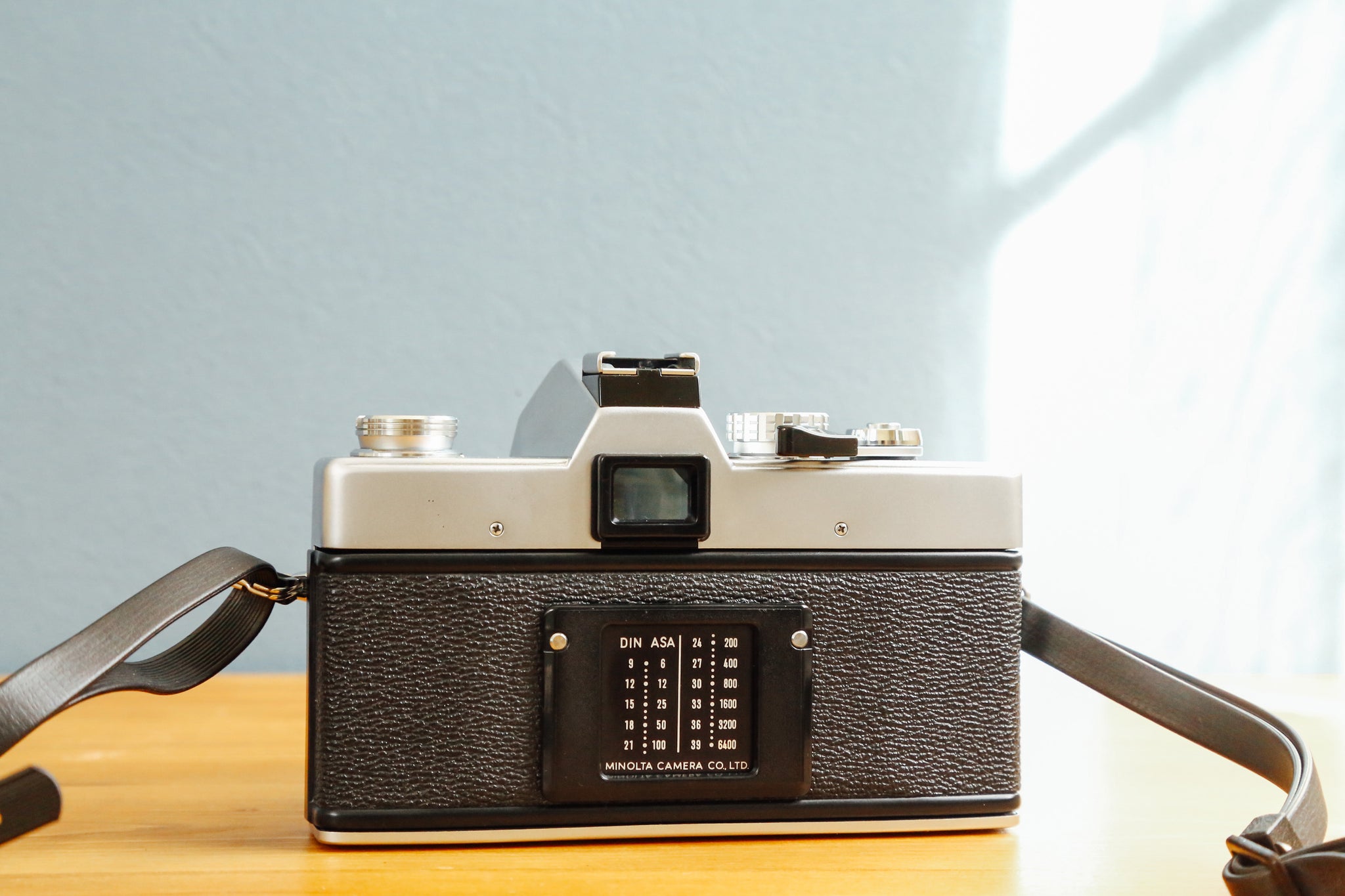 動作品】【実写済み】Minolta SR101 – Ein Camera