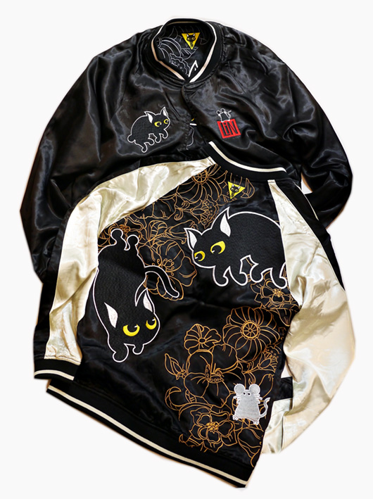 LIN (リン） [ Lamy and Earl ] 猫戯れ 刺繍 リバーシブルスカジャン