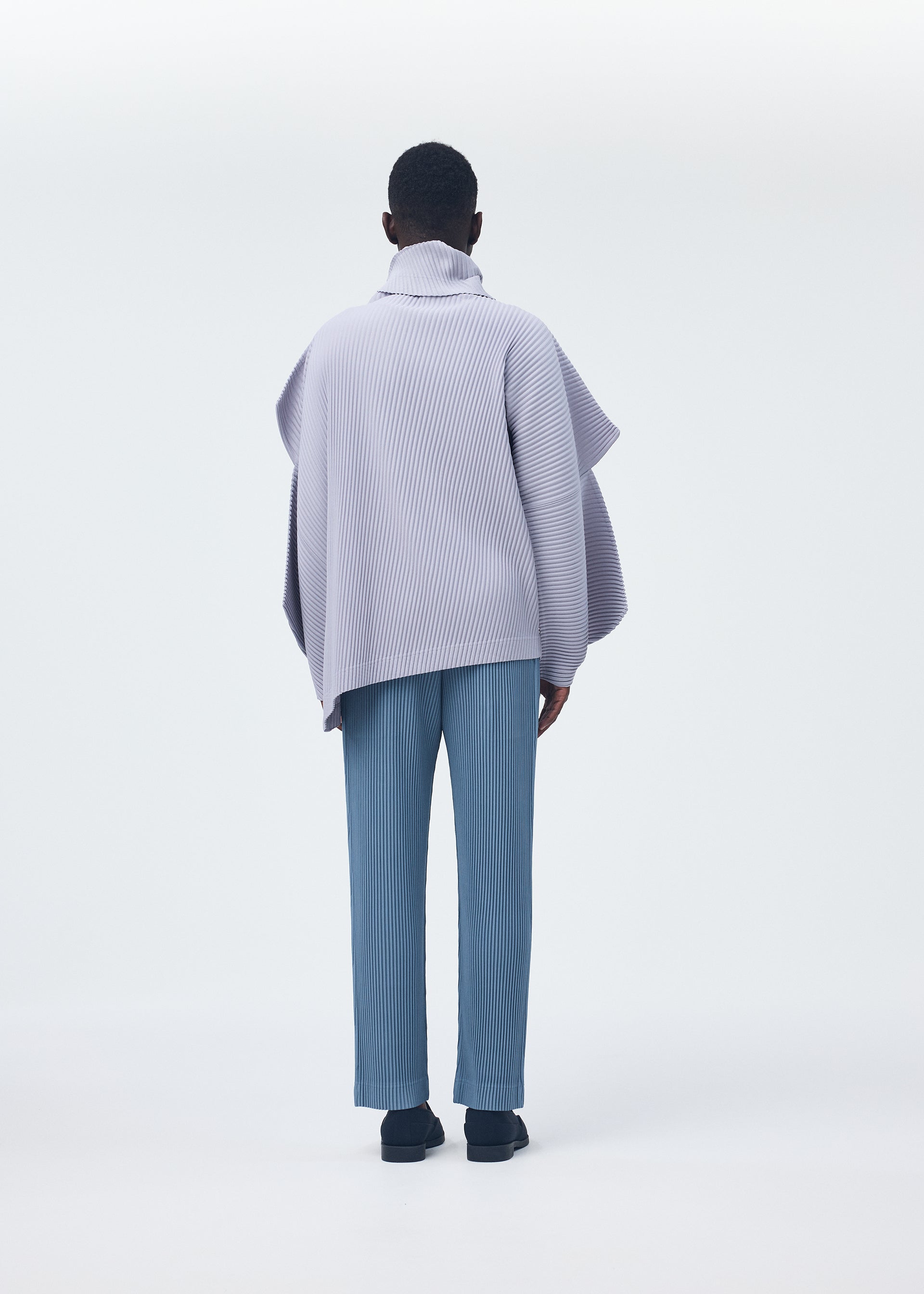 ANGULAR STONE Top Chert Blue – ISSEY MIYAKE EU