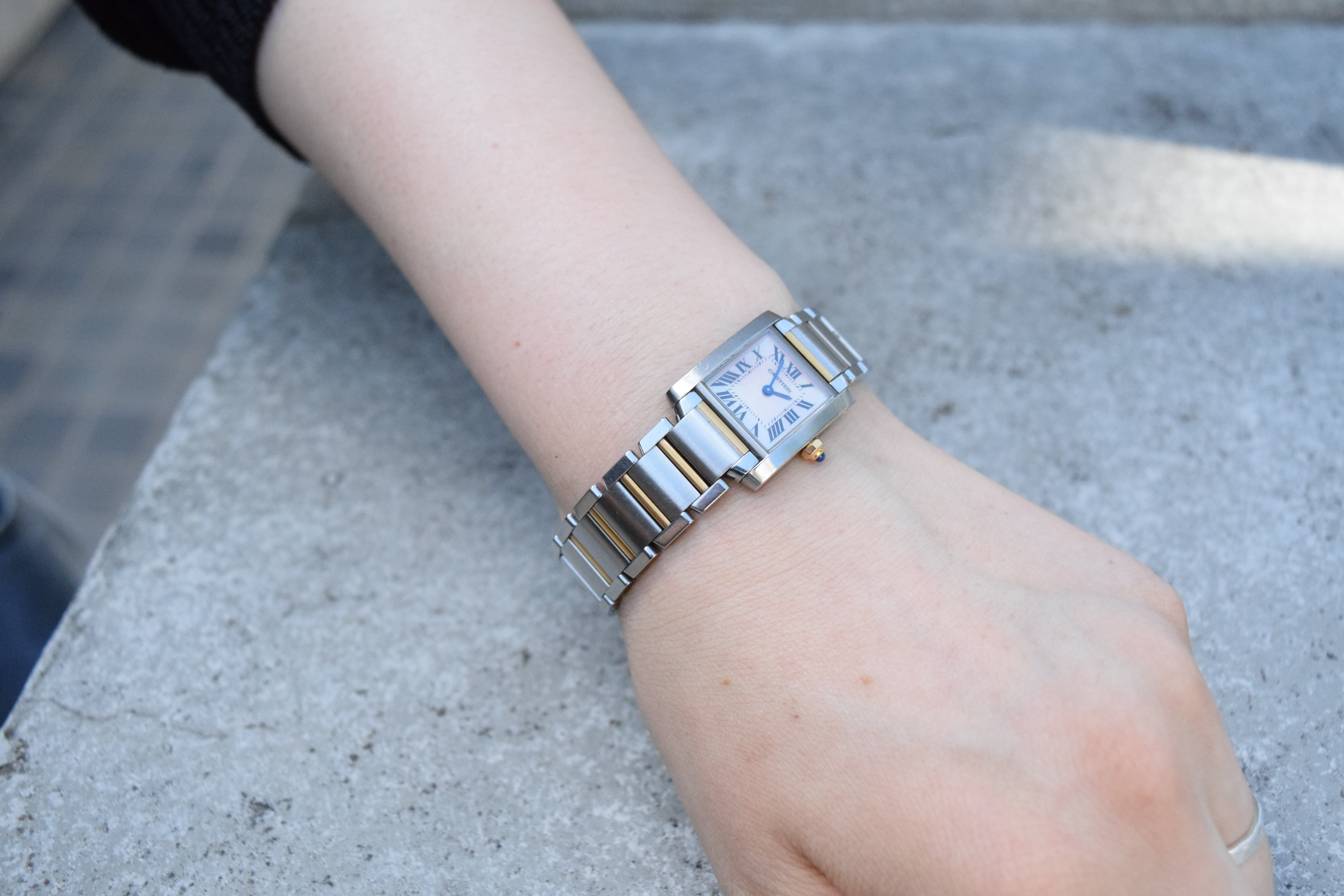 カルティエ フランセーズ ピングゴールド x ピンクシェル文字盤SMサイズ