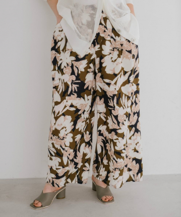 大花柄プリントワイドパンツ｜Stola.（ストラ）公式通販サイト