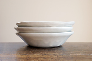 オ13 ホワイトグレー 森のクリスマスボウル - 益子焼の小さな窯元