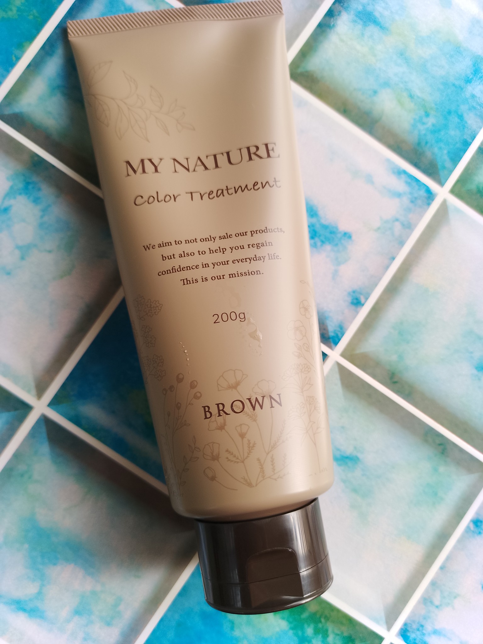 マイナチュレ / オールインワン カラートリートメント ブラウンの公式