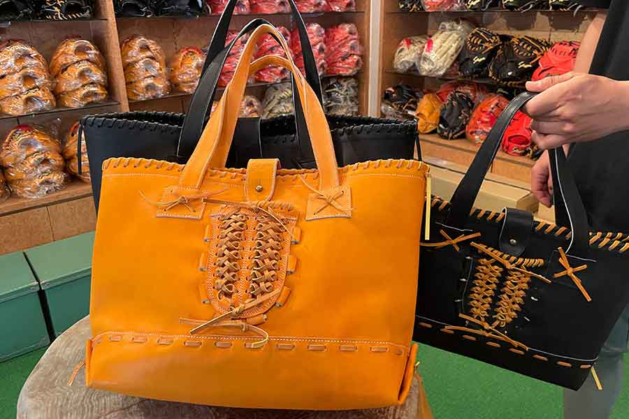 ビジネスシーンにグラブ？ 久保田スラッガーで人気のレザーバッグが