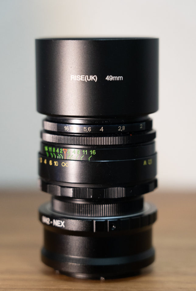 ぐるぐるボケを楽しむ安価なネタレンズ ヘリオスHelios-44-2 58mm F2