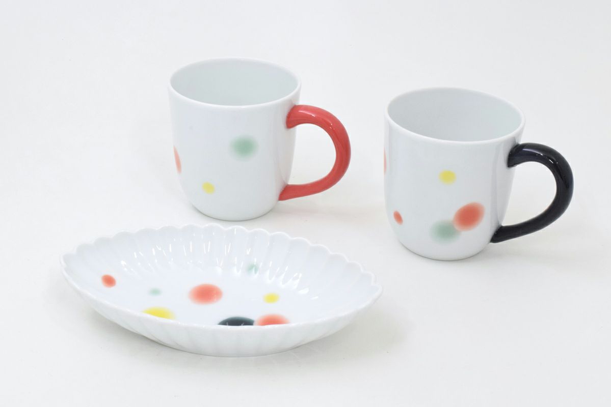 笹青磁兎(うさぎ) 小湯呑 | 有田焼 深川製磁｜公式オンラインストア