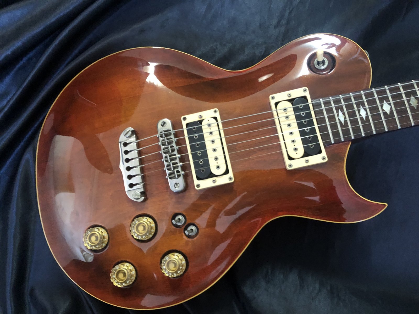 Aria Pro II / PE-R60 Antique Brown - HR/HMギター専門店 FUTURE WORLD