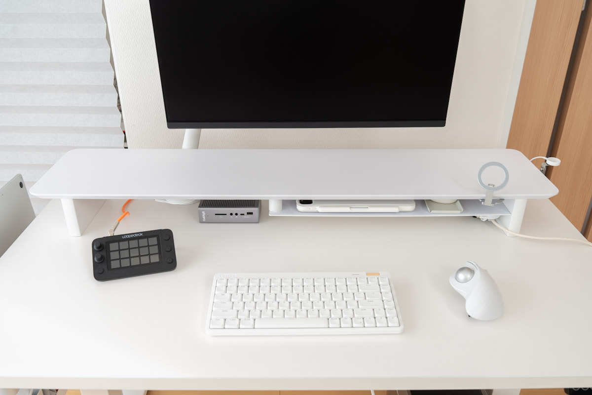 amesoba デスクシェルフ MASSIROは白デスクに合わないわけがない